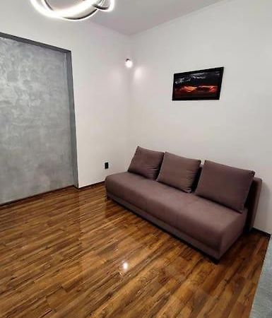 Modern Studio At Unirii Bucarest Exterior foto